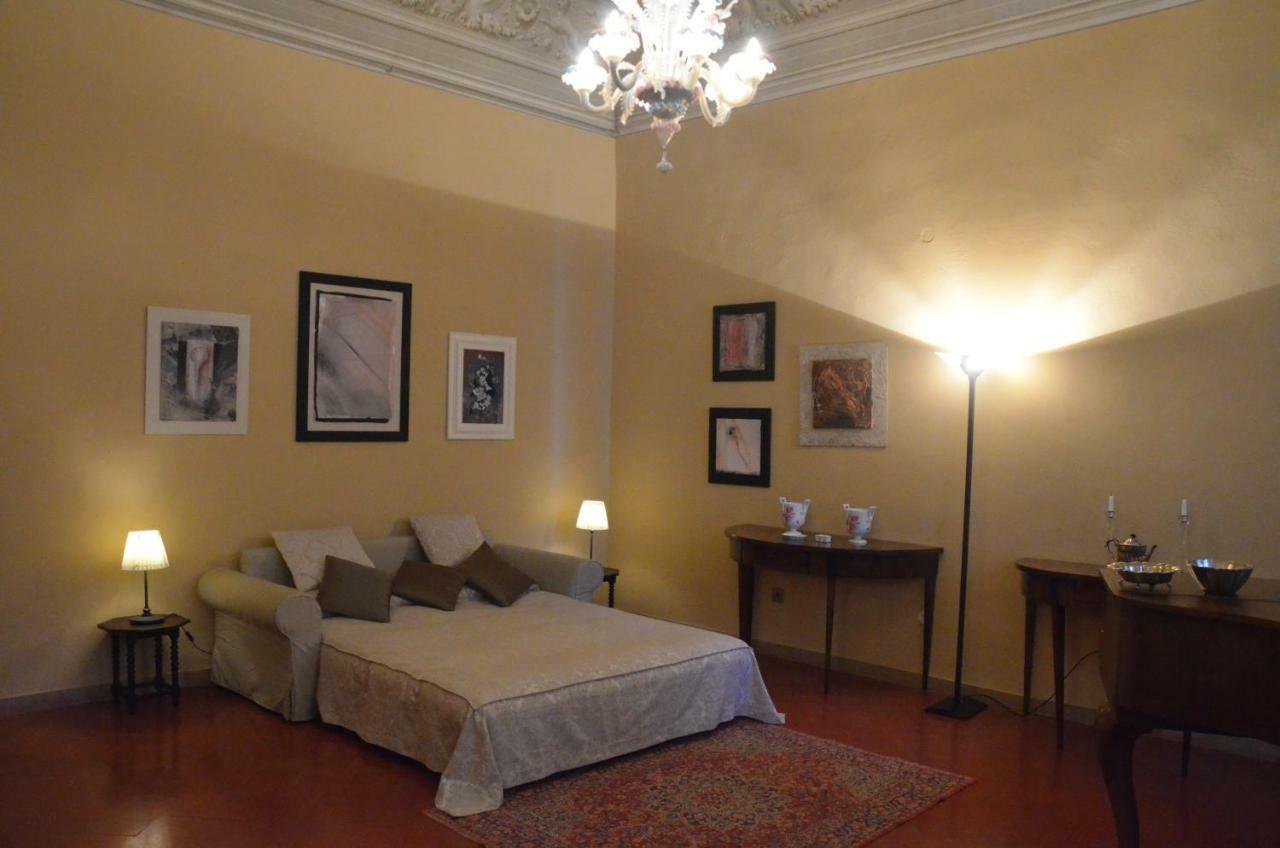 Residenza Storica Palazzo Ricciarelli Volterra Exterior foto