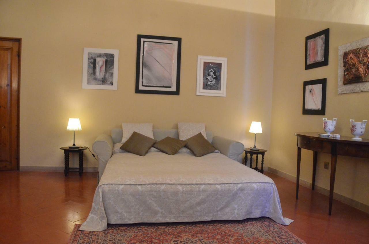Residenza Storica Palazzo Ricciarelli Volterra Exterior foto